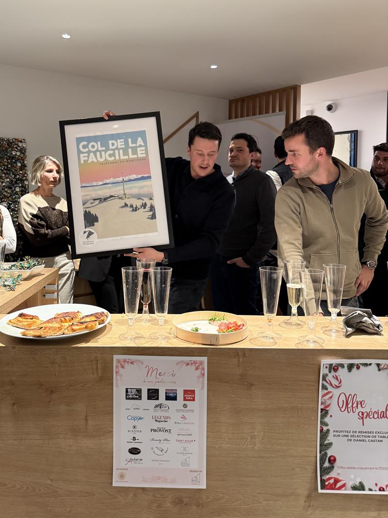 Vernissage Caritatif - Groupe RIZZO x Ma Bulle Rose